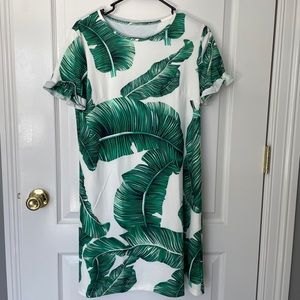 Palm Shift Dress Size Small